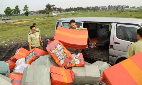 Buôn bán thuốc lá điếu Jet & Hero nhập lậu có thể bị xử phạt tới 15 năm tù