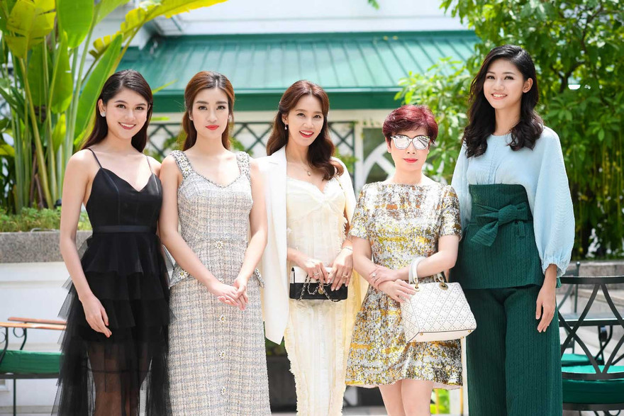 Đồng hành cùng HHVN nhiều mùa liên tiếp, Thanh Hằng Beauty Medi là cơ sở làm đẹp uy tín và tin cậy đối với nhiều ngôi sao và Hoa hậu.