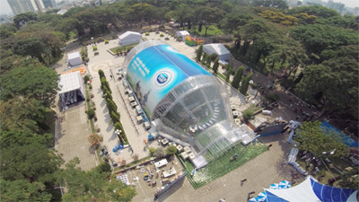 Mô hình chai sữa khổng lồ lập kỷ lục Guinness Việt Nam