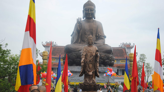 Khánh thành tượng phật bằng đồng lớn nhất Đông Nam Á