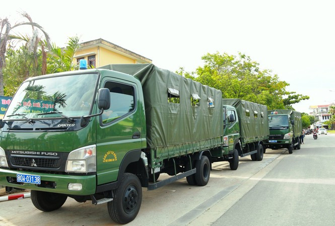 Trong kỳ thi THPT sắp tới, trường hợp cần thiết sẽ Hà Giang sẽ huy động phương tiện chuyên dụng của công an, quân đội để đưa đón thí sinh, cán bộ coi thi đến điểm thi an toàn.