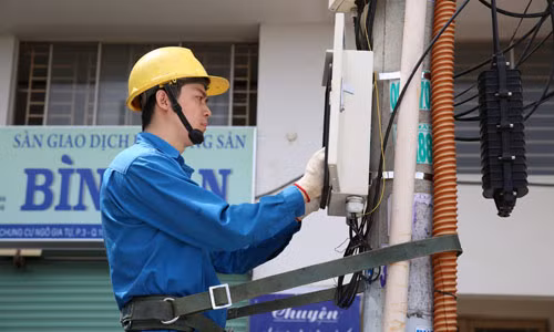 Nhà mạng nào có hạ tầng truyền dẫn mạnh nhất?