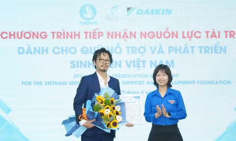 Quỹ Hỗ trợ và Phát triển Sinh viên Việt Nam tiếp nhận nguồn lực chăm lo sinh viên