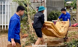 Tuổi trẻ Lâm Đồng xung kích hỗ trợ người dân sau mưa lũ