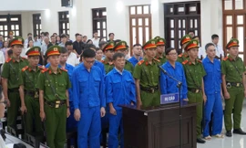 Xét xử vụ Tập đoàn Tuấn Ân và cựu lãnh đạo Điện lực Bình Thuận bắt tay thâu tóm 25 gói thầu