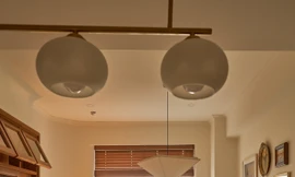 Căn hộ 130m2 được lấy cảm hứng từ những nếp gấp của gỗ