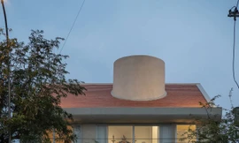 Ngôi nhà có thiết kế mái như ống khói để lấy sáng 