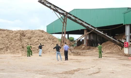 Ngã từ độ cao 6m, hai công nhân thương vong trong xưởng gỗ tại Lào Cai