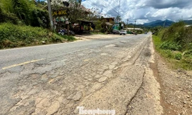 Hình ảnh khó coi trên quốc lộ 27C đoạn qua tỉnh Lâm Đồng