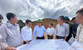 Vụ sạt lở khu dân cư ở Lâm Đồng: Lãnh đạo tỉnh chỉ đạo nóng tại hiện trường