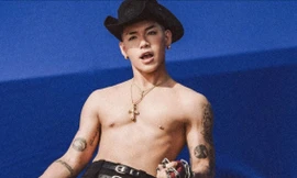 Wean Lê chớp thời cơ sau cú nổ Anh trai