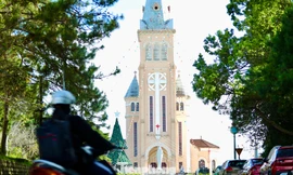 Nhà thờ ở Đà Lạt 'thay áo mới' 