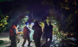 Vỡ hồ chứa nước ở Lâm Đồng, nhiều người bị cuốn trôi 