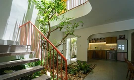 Nhà phố 2,5 tầng tràn ngập ánh sáng tự nhiên