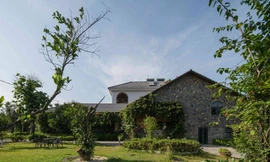 Biệt thự mang vẻ đẹp thô mộc của phong cách Rustic