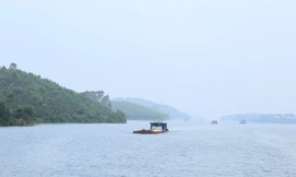 Hồ Thác Bà đón khách du lịch trở lại sau đợt bão lũ