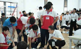 Lần đầu tiên học sinh Lào Cai tham gia sân chơi Robotics