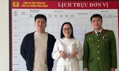 Người đàn ông nhặt được gần 40 triệu đồng tại cây ATM