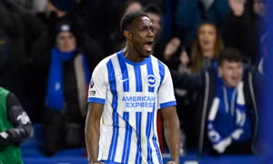 HIGHLIGHTS: Đánh bại Brentford, Brighton áp sát Liverpool 