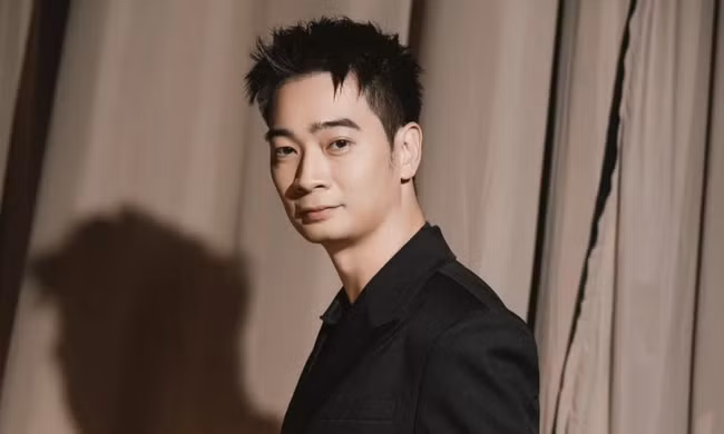 'Phù thủy âm nhạc' SlimV: 'Nếu tôi chỉ chăm chăm đưa ra cái tôi của mình thì tất cả sẽ thành một màu mất!'