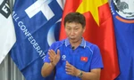 HLV Kim Sang-sik: Vợ tắt tivi khi chúng tôi thua Thái Lan 2 bàn sau hiệp 1… 