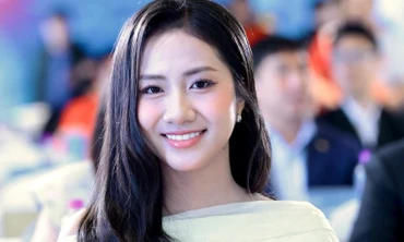 Hà Trúc Linh hào hứng với đêm nghệ thuật của Tiền Phong Marathon 2026