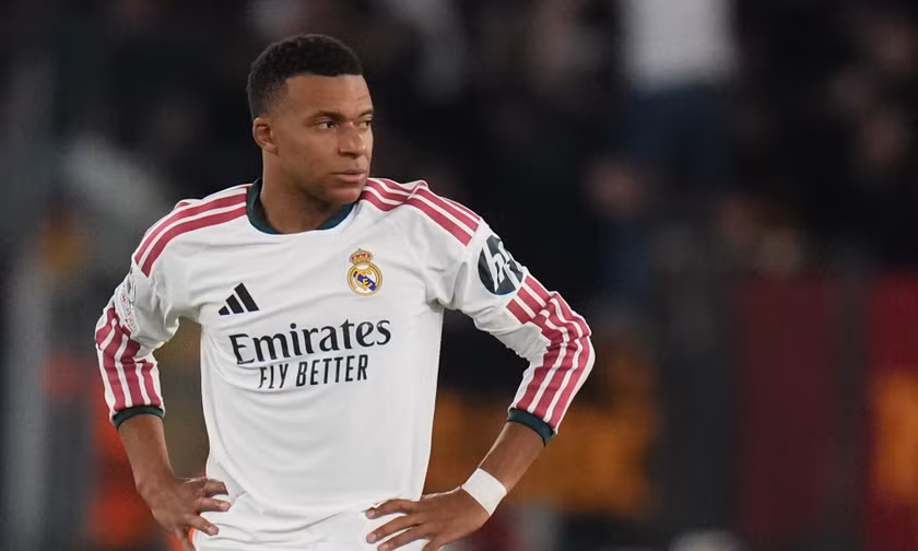 Trung Quốc cảnh báo các ngôi sao toàn cầu khi làn sóng phản đối Mbappé lan rộng