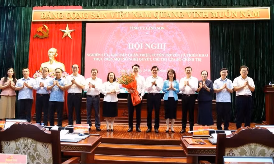 Ông Trần Quân ra mắt Tỉnh ủy Lạng Sơn