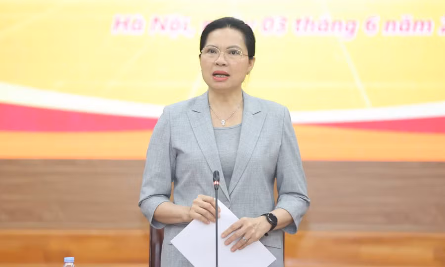 Bà Hà Thị Nga: Nếu không chuyển đổi số, chúng ta sẽ tụt lại phía sau