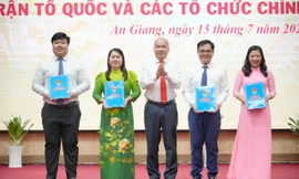 An Giang công bố quyết định nhân sự Mặt trận Tổ quốc và các đoàn thể