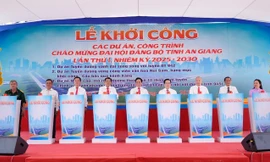 Khởi công 3 tuyến đường tổng vốn gần 800 tỷ ở An Giang 