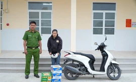 Người phụ nữ cướp giật 20 thùng bia trong 10 ngày