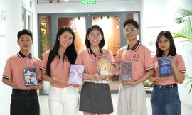 Sinh viên sáng tạo thiệp cưới hiệu ứng 3D độc lạ