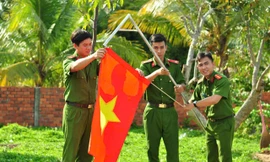 Tuổi trẻ Công an Cần Thơ hỗ trợ gần 2 tỉ đồng an sinh xã hội