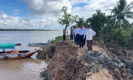 Vĩnh Long sẽ đưa các hộ dân ở cồn nguy cơ sạt lở vào bờ
