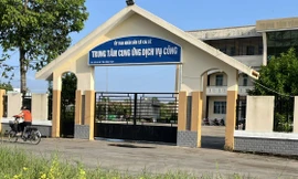 Đình chỉ sinh hoạt Đảng cựu lãnh đạo Ban Quản lý chợ và Dịch vụ công ích huyện Cái Bè cũ