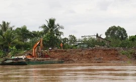 Năm 2025, Vĩnh Long xảy ra gần 140 điểm sạt lở, thiệt hại hơn 25 tỷ đồng