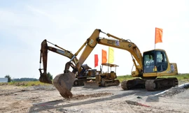 Xây dựng bến để khai thác tàu nối Vĩnh Long với Côn Đảo