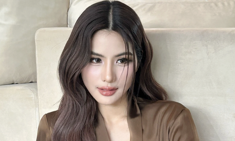 Tiết lộ sốc của nữ ca sĩ 32 tuổi vừa đăng quang Hoa hậu Hòa bình Thái Lan