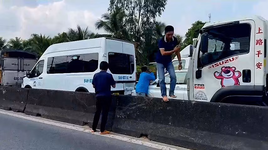 z7437123954197-4620dc77e5f211c7db6c8eb06e2beb89.jpg