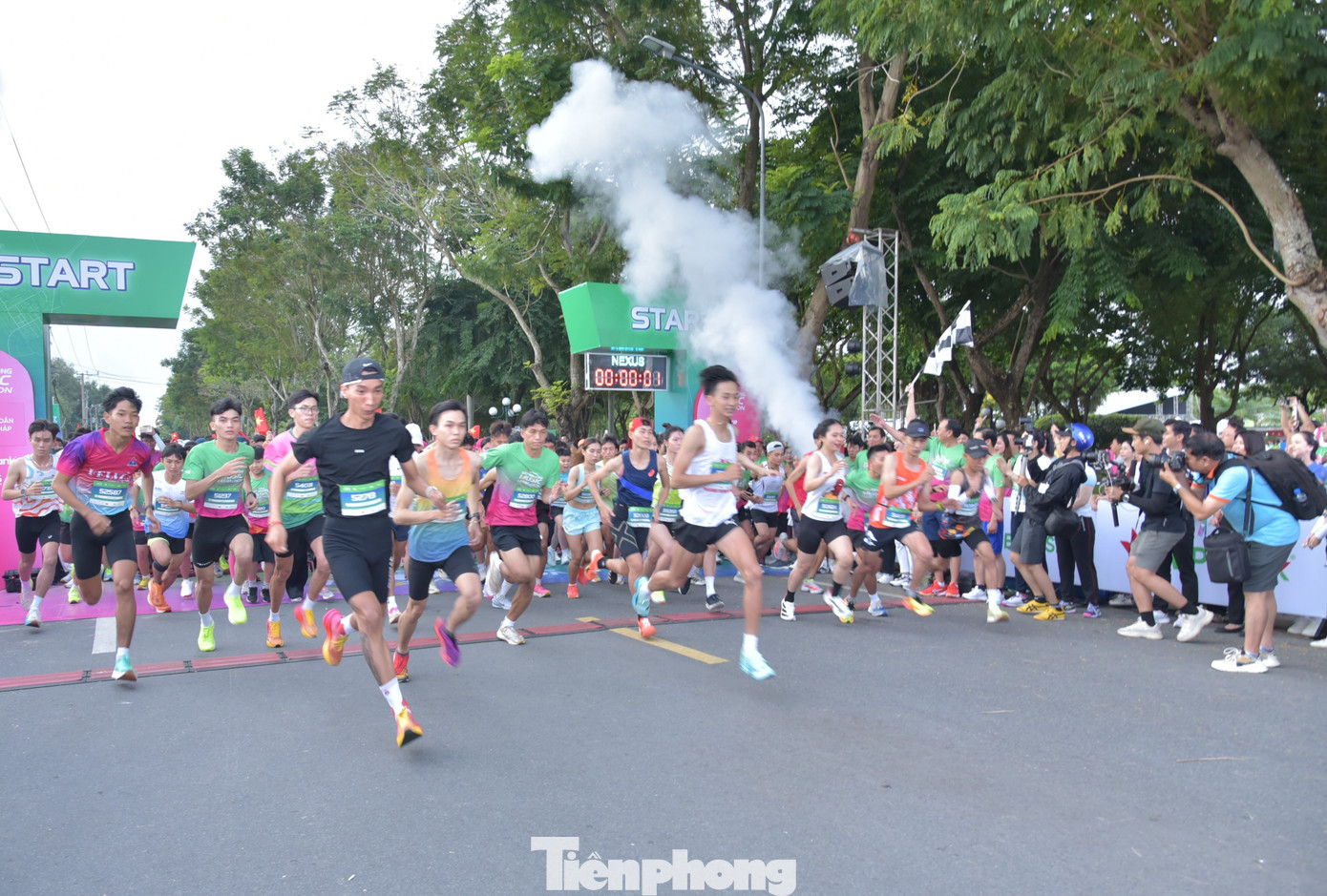 Die Rennstrecke wurde von der Association of International Marathons and Distance Races (AIMS) zertifiziert und bietet einen Spielplatz von internationalem Niveau. Der Gesamtwert der Preise beträgt über 200 Millionen VND. tp-2.jpg