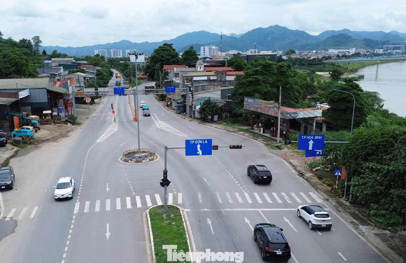 tp-1-cao-toc-hoa-lac-hoa-binh.jpg