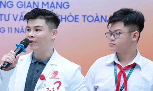 500 học sinh hỏi thẳng về sức khỏe tuổi dậy thì