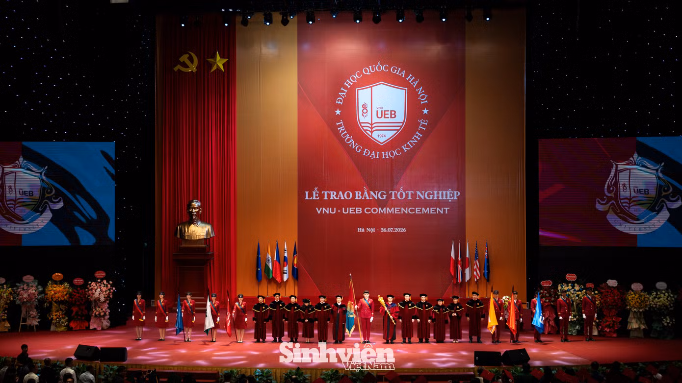 le-tot-nghiep-ueb-2026-3426.jpg