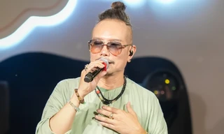 'Ông hoàng nhạc sầu' mang siêu hit 'Cay' tới Đà Lạt