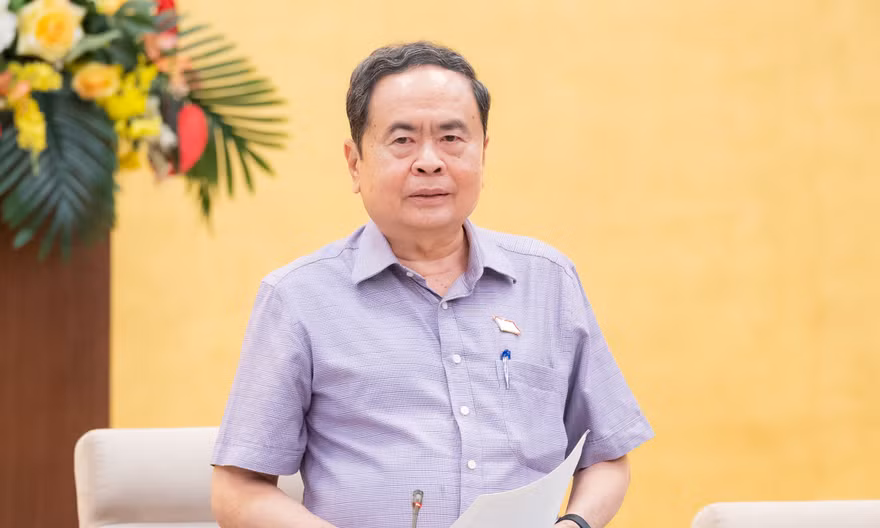 Quốc hội xây dựng luật để mở đường cho phát triển
