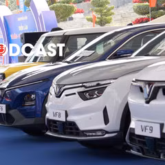 Thuê xe tự lái dịp lễ 30/4-1/5: Ô tô điện sớm 'cháy hàng'