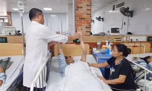 Lệnh cấm thuốc lá điện tử: Thách thức và cảnh báo