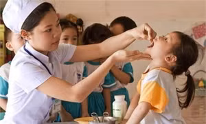 Thiếu vi chất dinh dưỡng âm thầm đe dọa sự phát triển của trẻ em Việt Nam