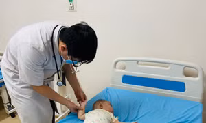 Chủng EV71 gây bệnh nặng lưu hành, tay chân miệng đối mặt nguy cơ bùng phát mạnh